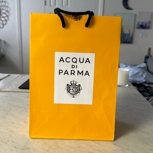 ✨✨Luxury Designer Bags and Boxes for Sale!
ACQUA DI PARMA BAG FOR SALE✨✨